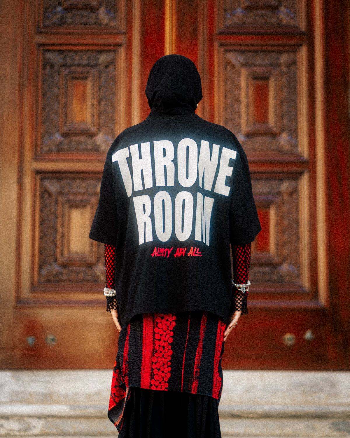 THRONE ROOM - Unisex Oversize T-shirt